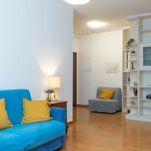 mimmi-apartment-zurigo-12.it-lombardy.com/